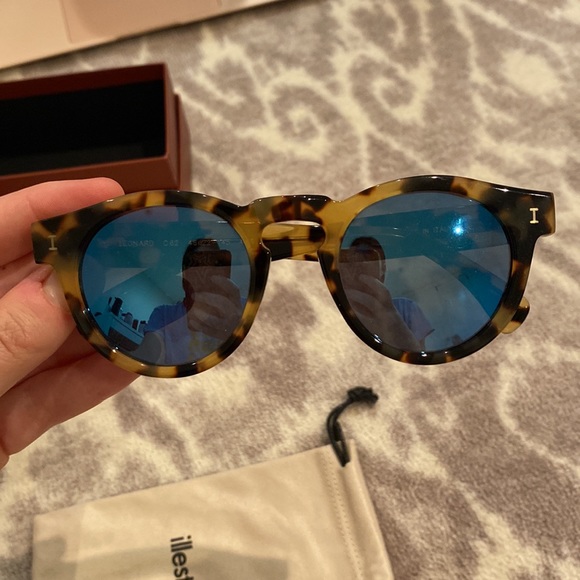 Illesteva Leonard Tortoise Blue Lens Sunglasses - Picture 6 of 13